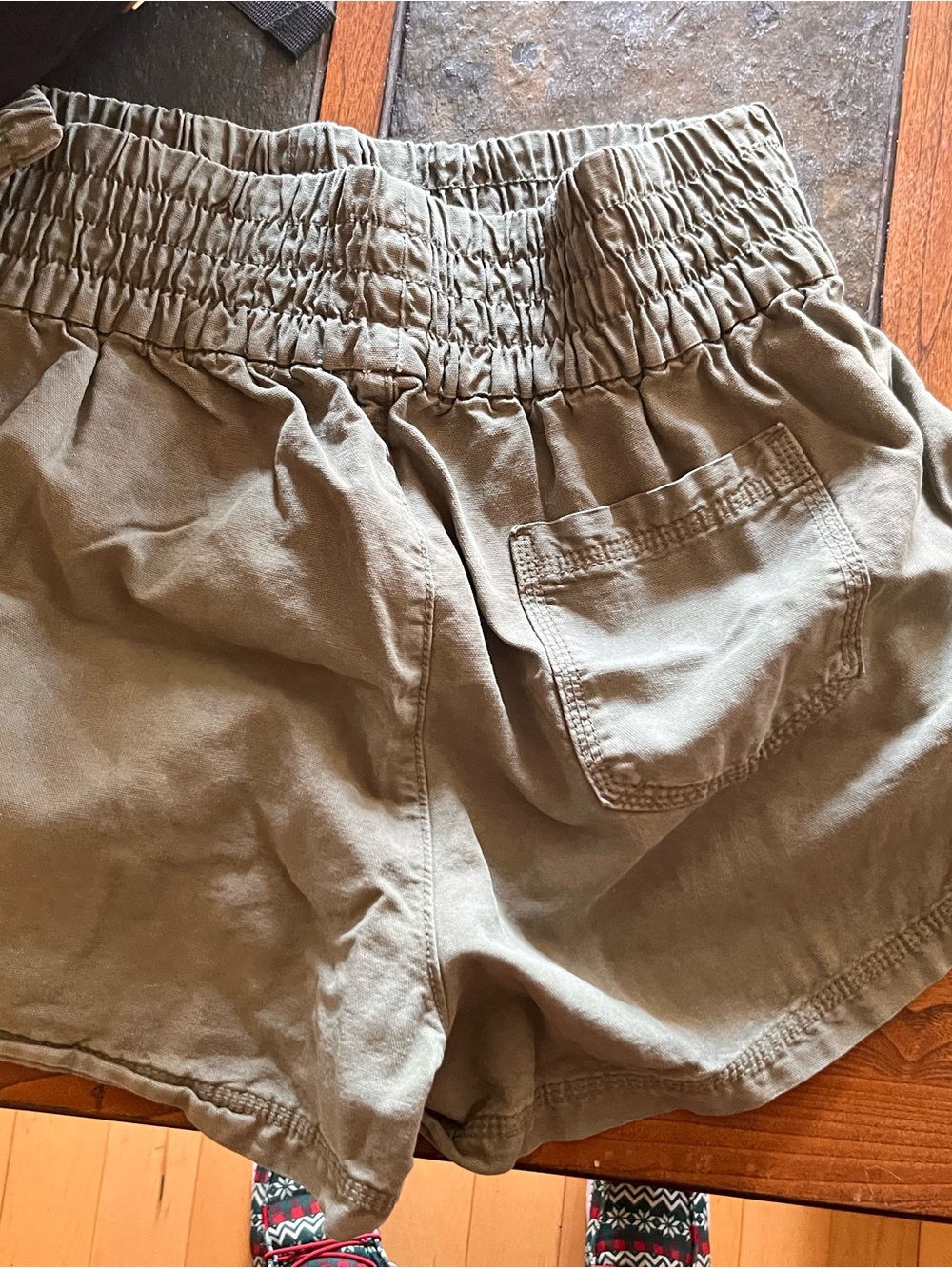 aerie Olive Green High-Waist Elastic Waist Shorts - Picture 2 of 3